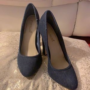Shoedazzle Dark Blue Jeans Pumps size 7.5